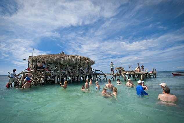 Floyds_Pelican-Bar-Jamaica.jpg