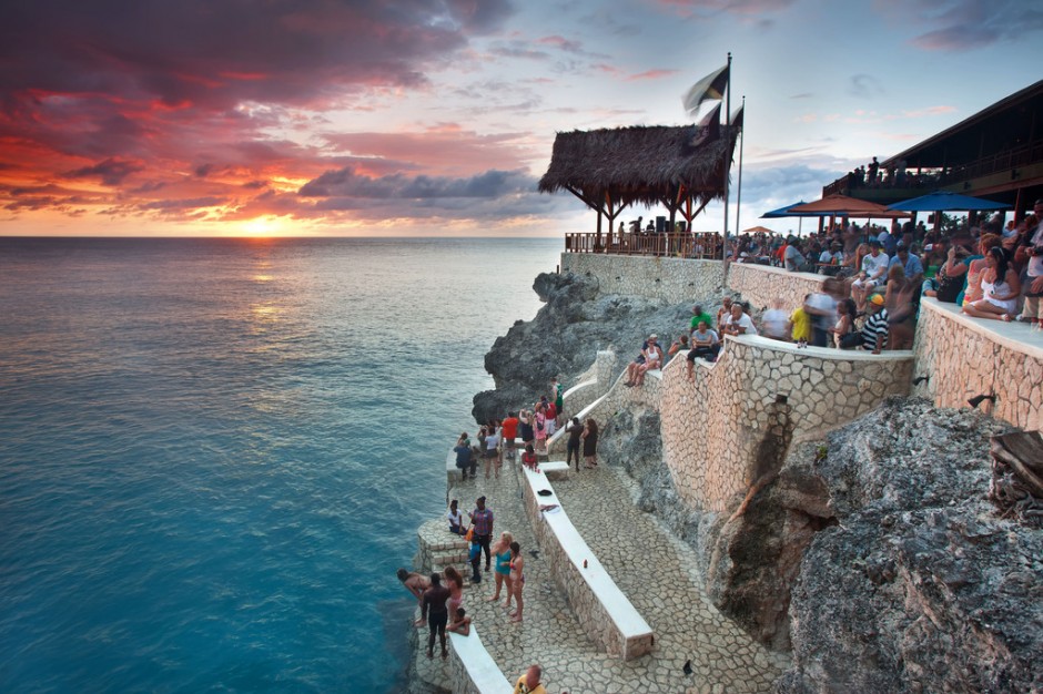 Negril Sunset Tour At Ricks Cafe Montego Bay Travel Around Jamaica Negril Sunset Day Tour